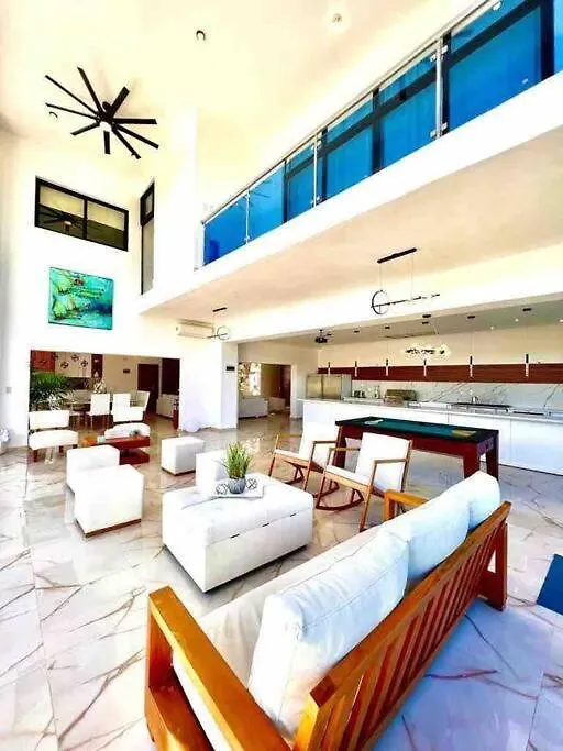Grand Luxury Villa In Oceanfront Community Sosúa